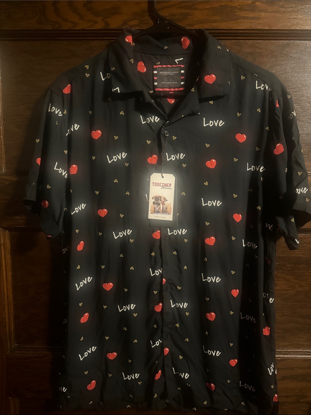 Denim & Flower Black Short Sleeve Button-Down Shirt with Red Heart Print